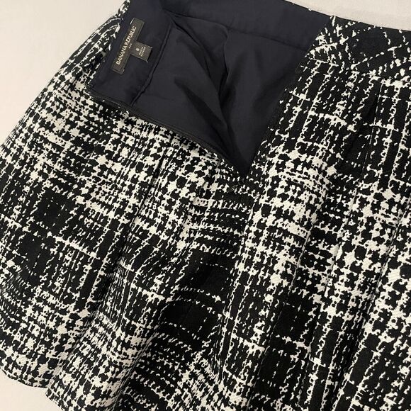 ~~ Banana Republic Sz 8 Black & White Plaid Lined Pleated Circle Mini/Knee Skirt - Picture 8 of 11